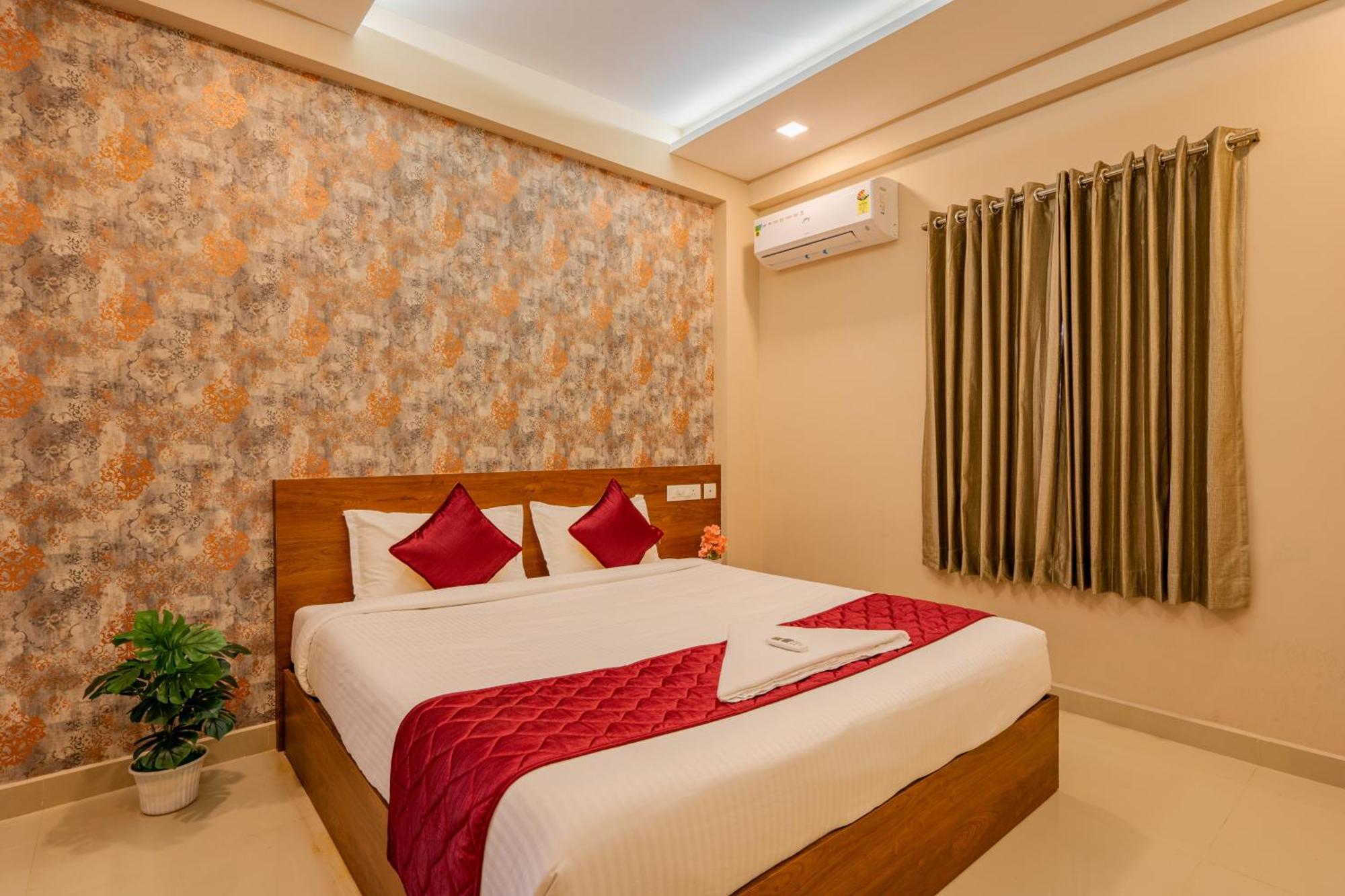 Yaad Residency Hotel Kochi Luaran gambar