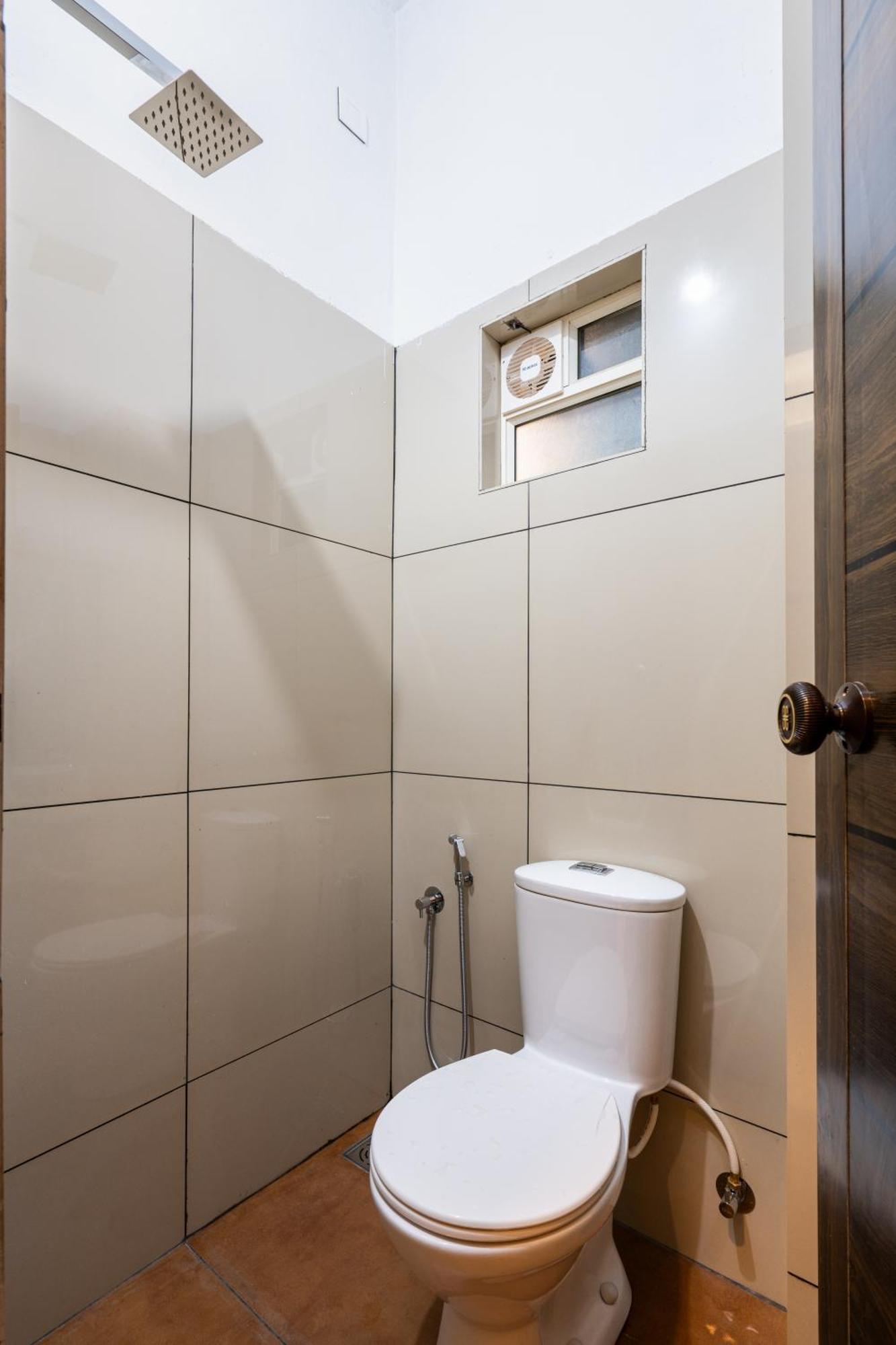 Yaad Residency Hotel Kochi Luaran gambar