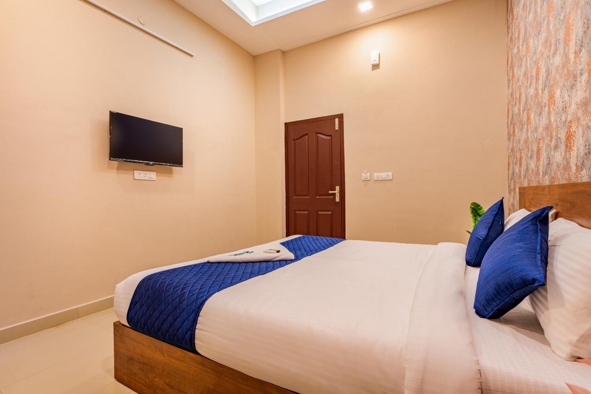 Yaad Residency Hotel Kochi Luaran gambar