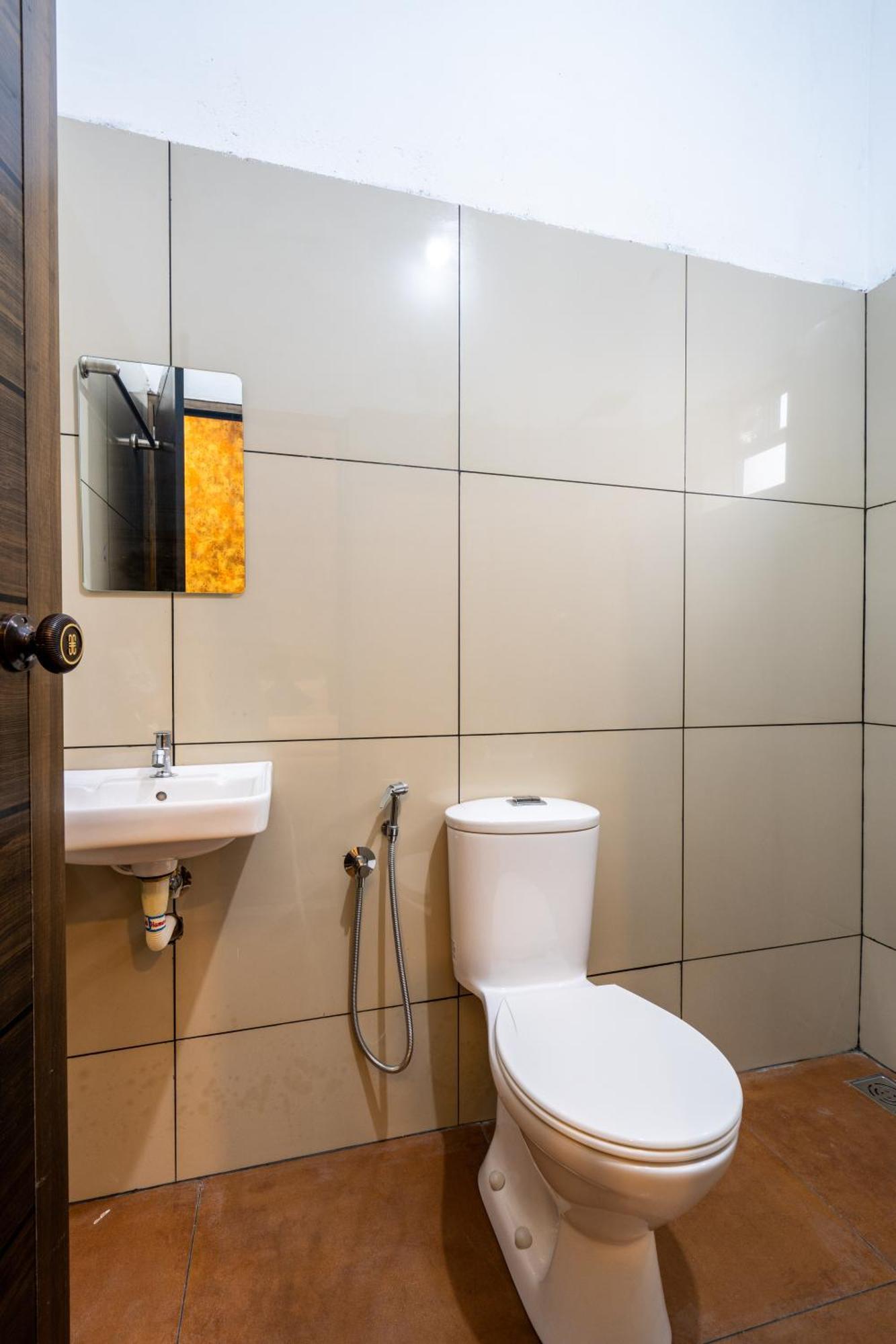 Yaad Residency Hotel Kochi Luaran gambar