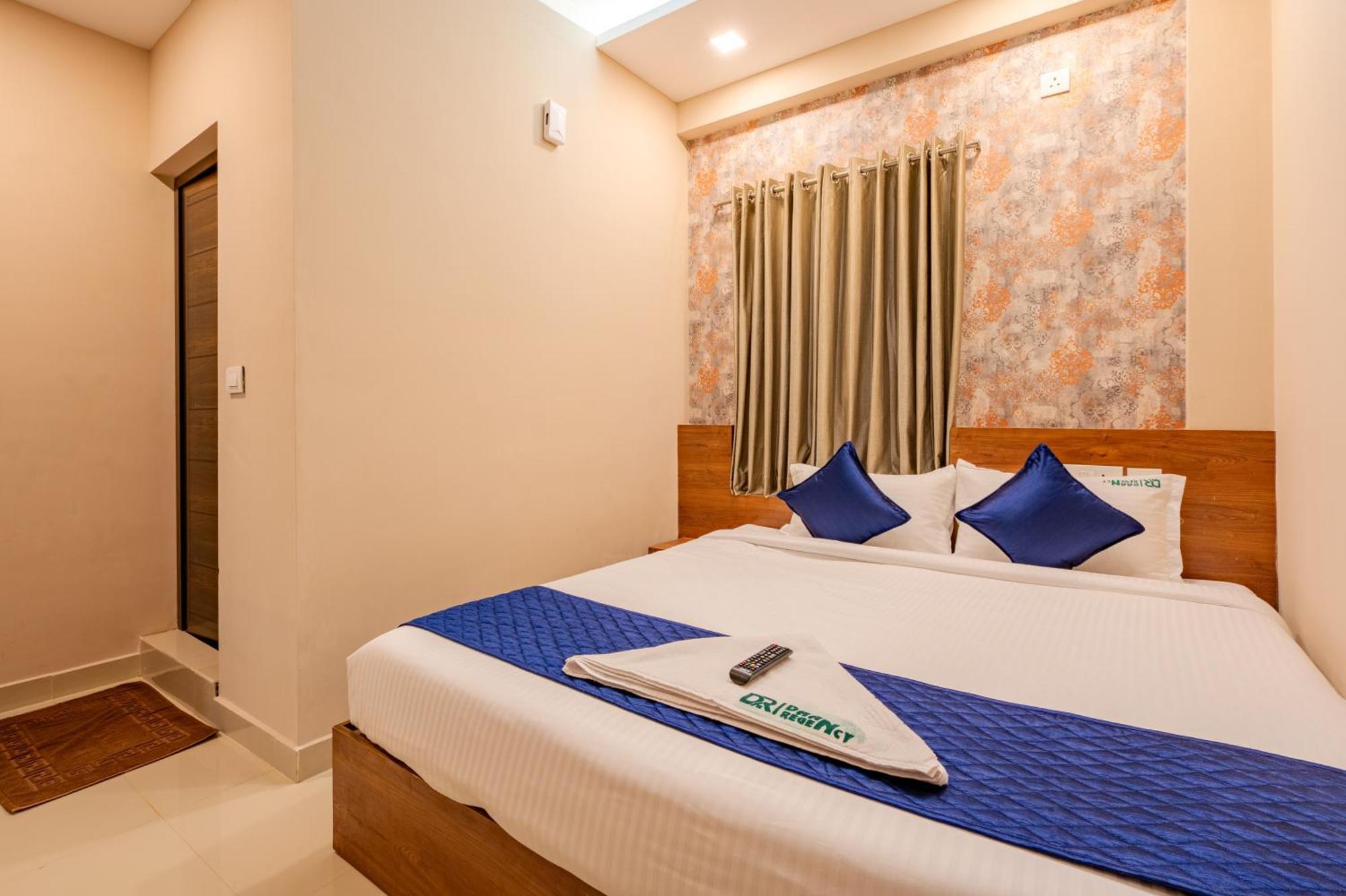 Yaad Residency Hotel Kochi Luaran gambar