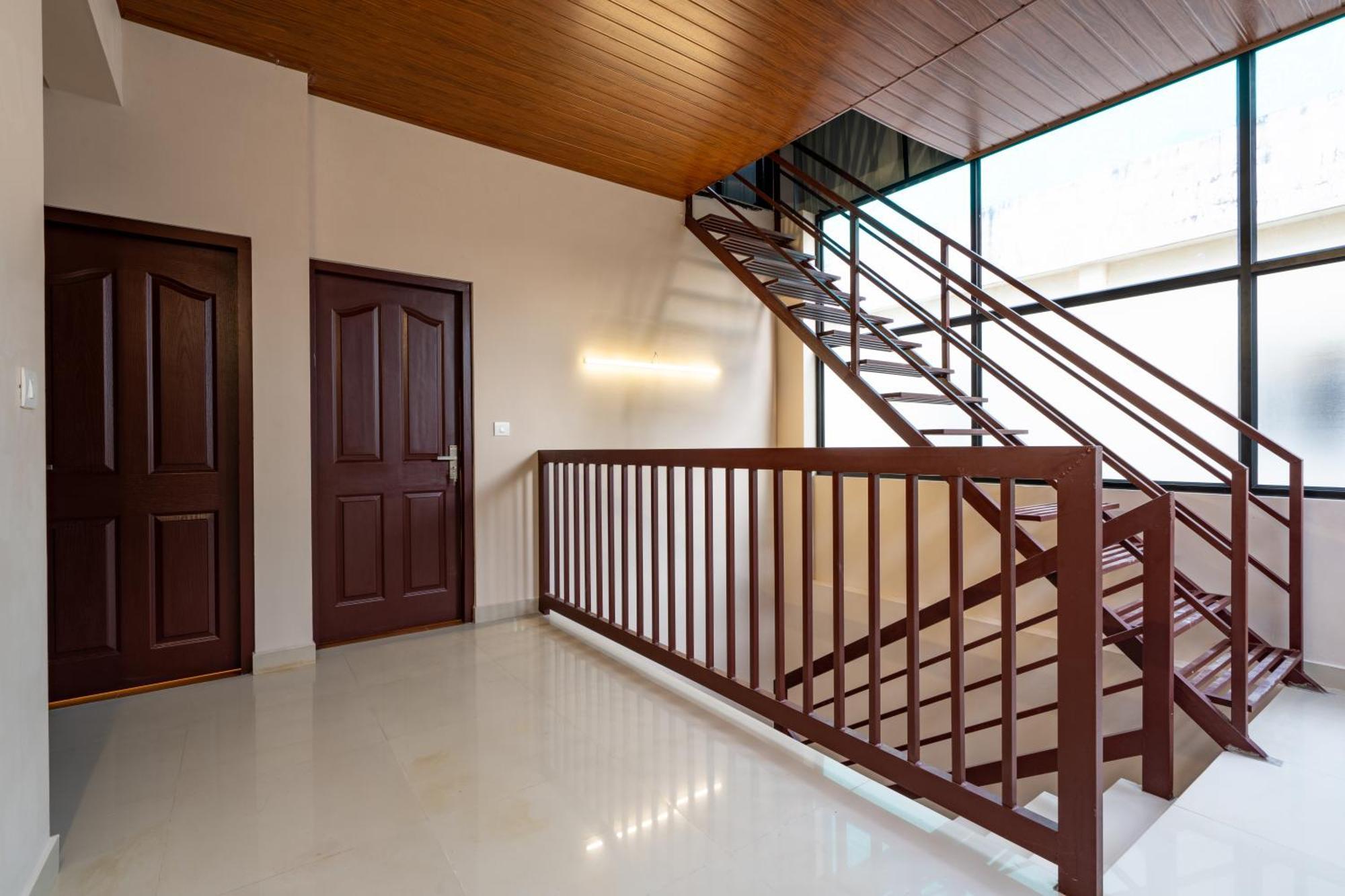 Yaad Residency Hotel Kochi Luaran gambar